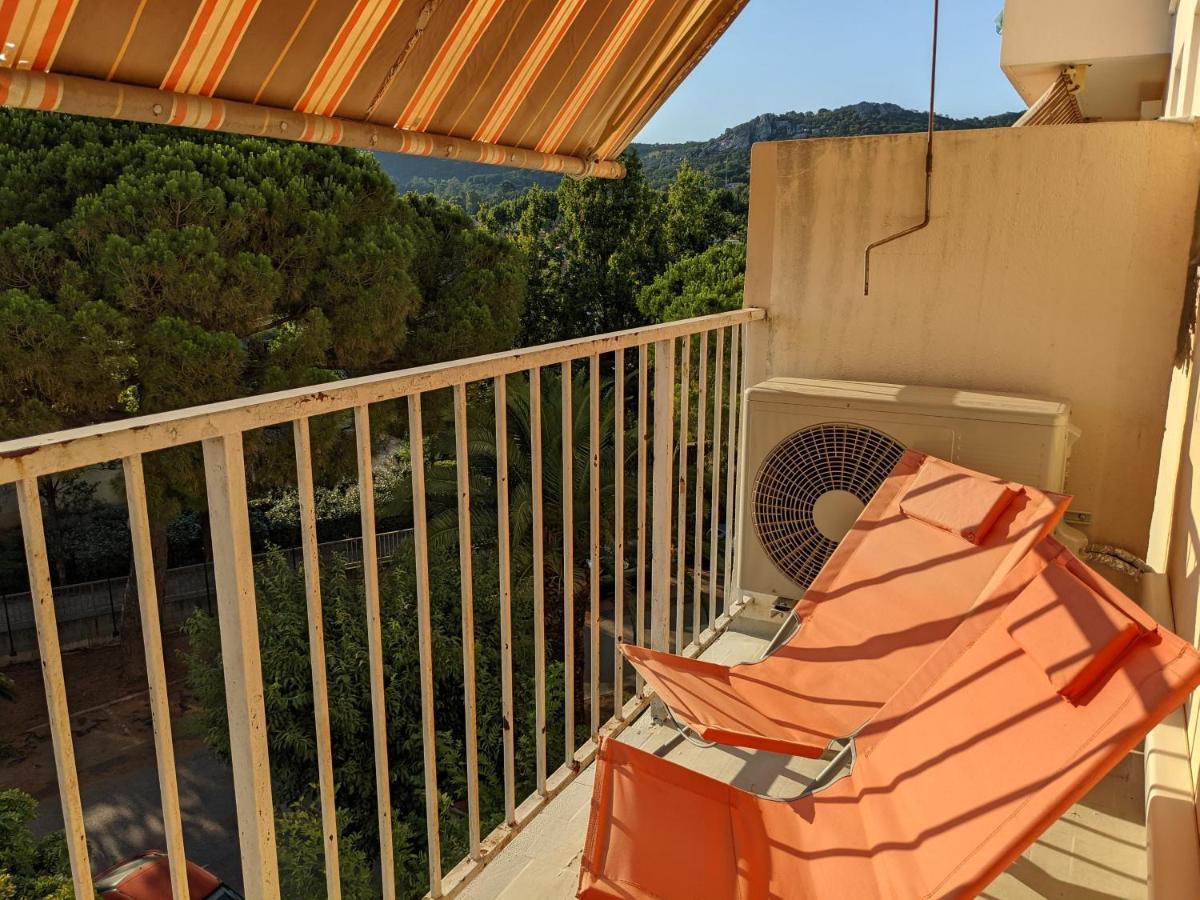Superbe T2 Proche Des Plages Et Des Commerces Ιέρ Εξωτερικό φωτογραφία